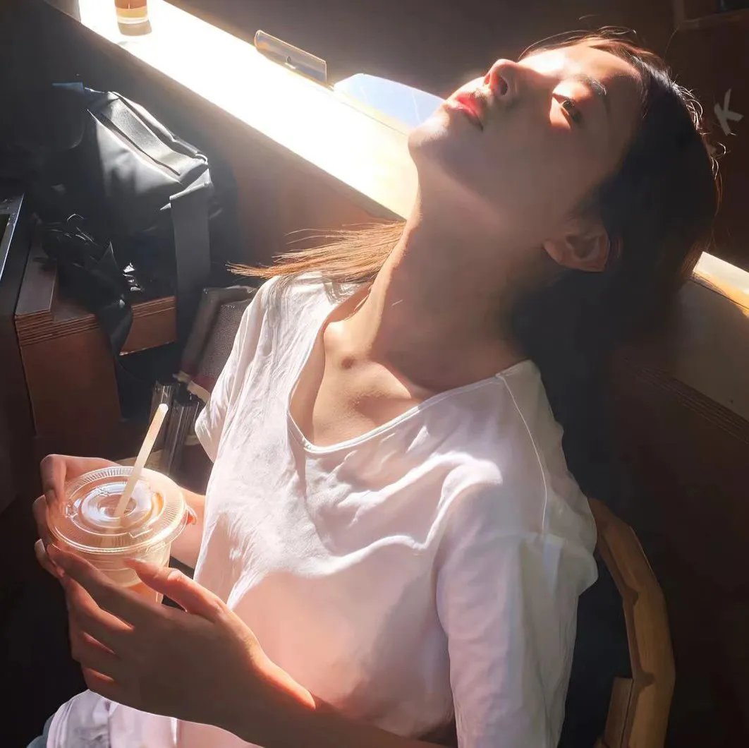 海边的朝日与骗子们